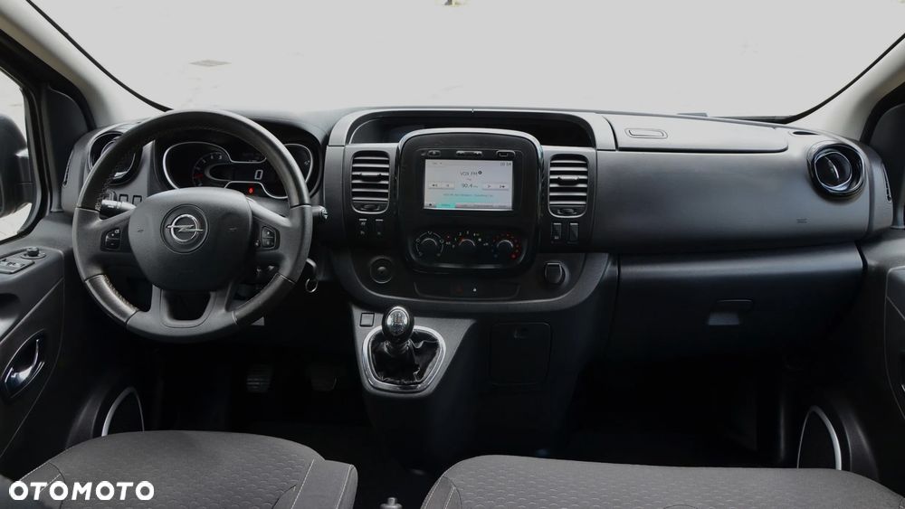 Opel Vivaro - 22