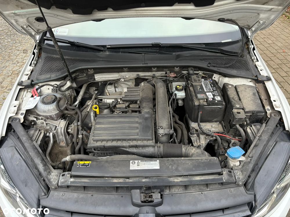 Volkswagen Golf 1.4 TSI BMT Highline - 12