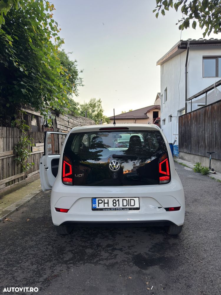 Volkswagen up! (BlueMotion Technology) move - 26