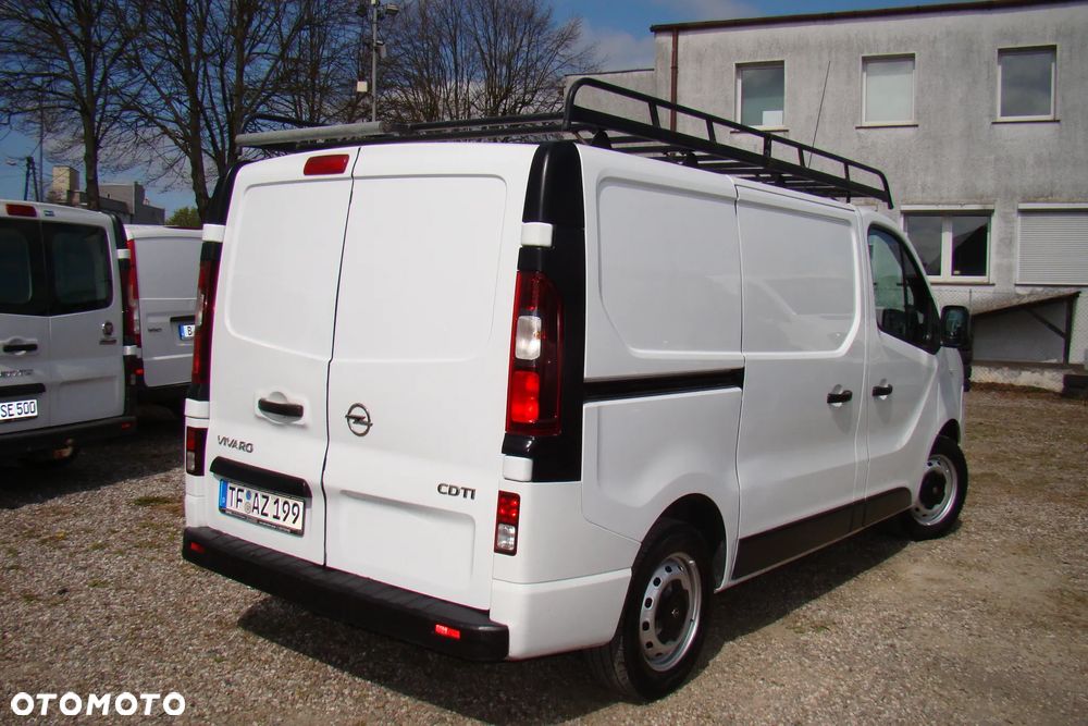 Opel vivaro - 4