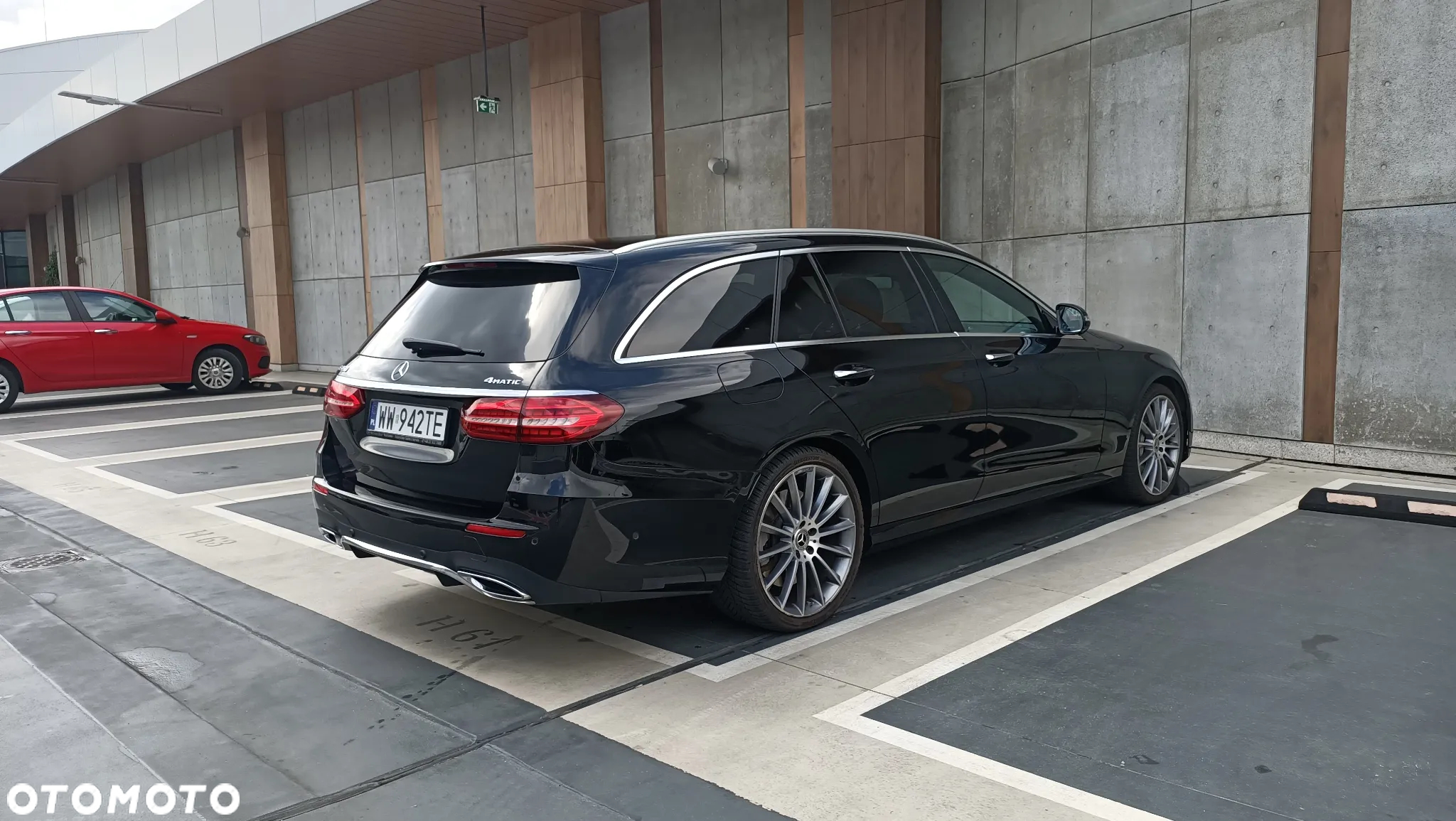Mercedes-Benz Klasa E 450 4-Matic AMG - 5