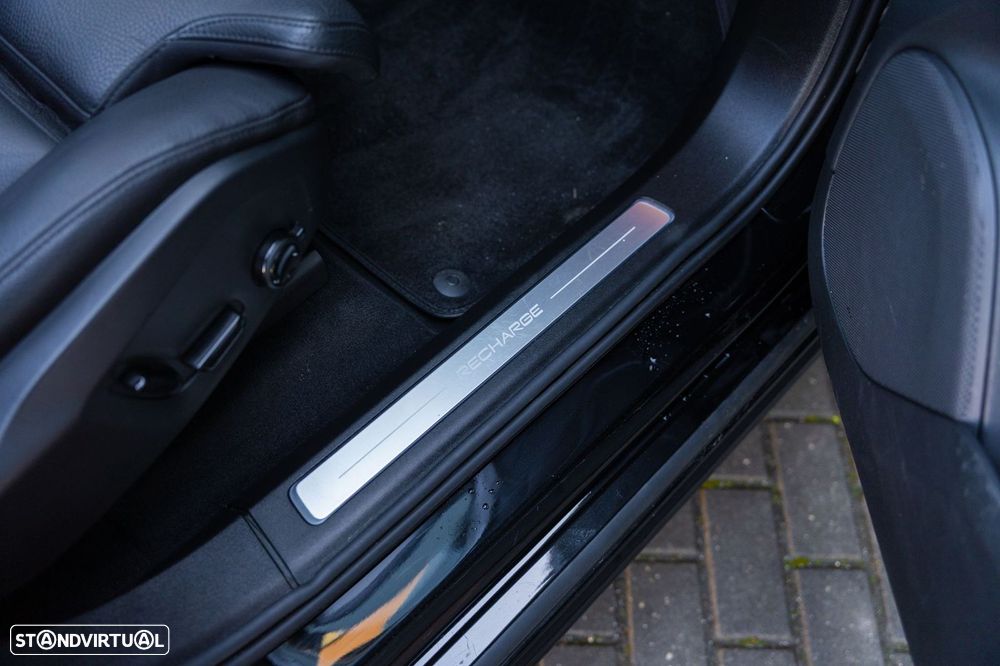 Volvo XC 90 T8 AWD Recharge Plus Dark - 28