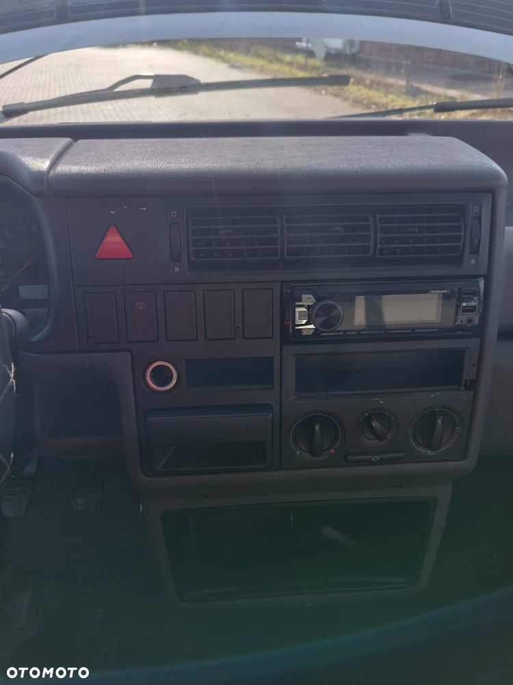 Volkswagen Transporter Standard - 10