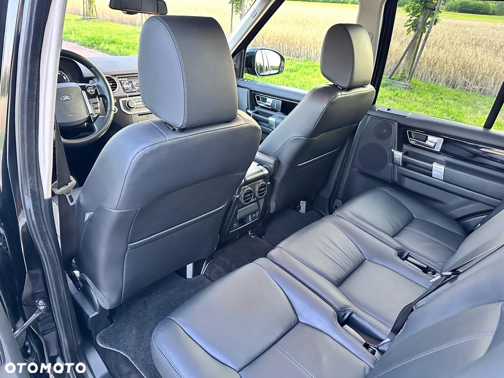 Land Rover Discovery 3.0SD V6 HSE - 32