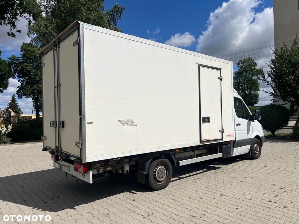 Mercedes-Benz Sprinter - 5
