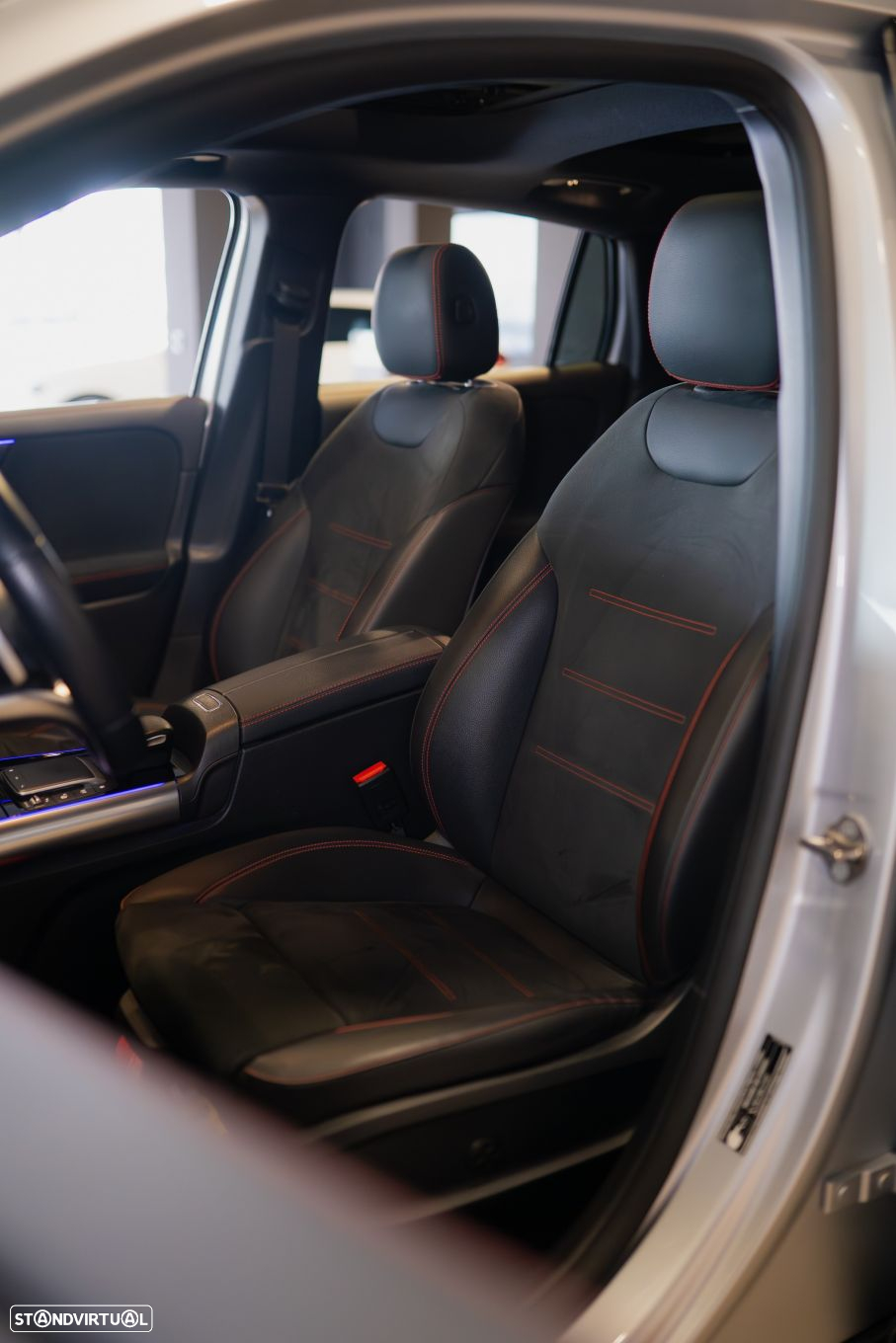 Mercedes-Benz GLA 250 e AMG Line - 17