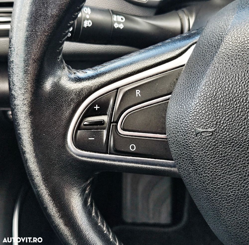 Renault Megane - 18