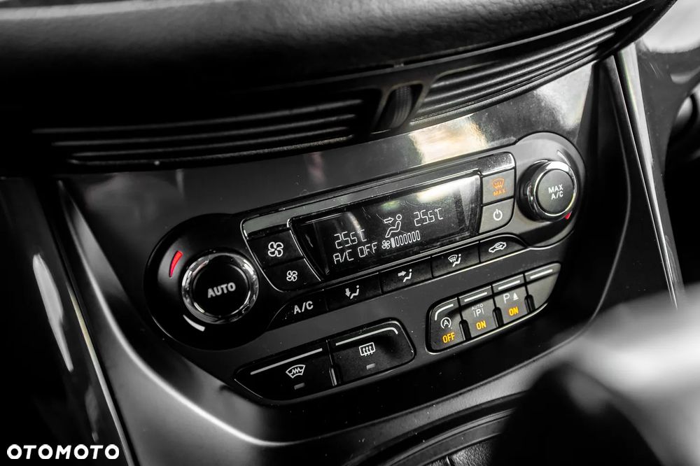 Ford Kuga 1.6 EcoBoost 4x4 Titanium - 31