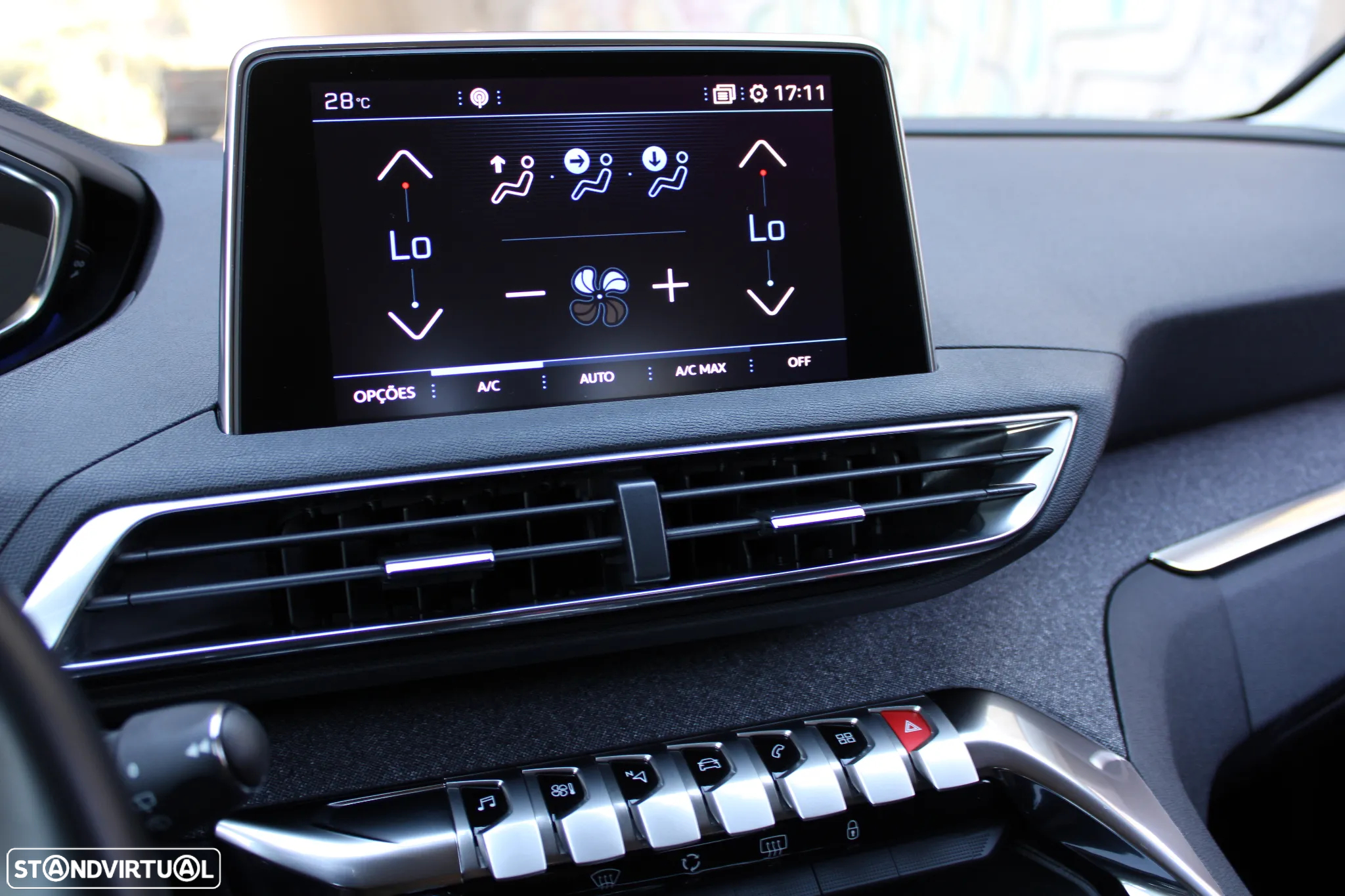 Peugeot 5008 1.5 BlueHDi Allure EAT8 - 36