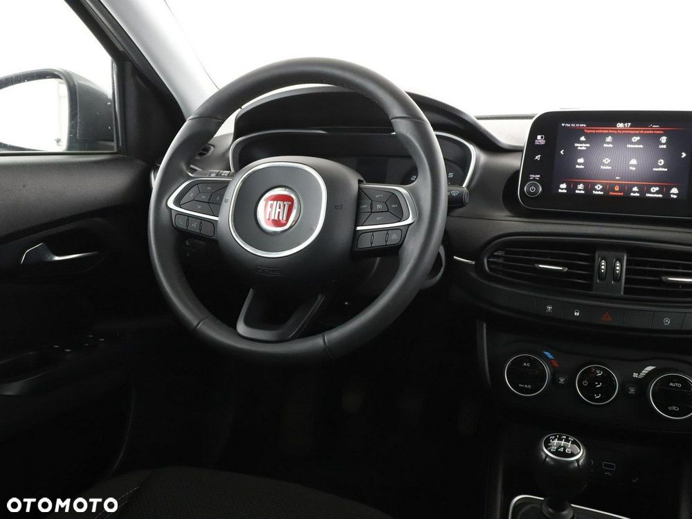 Fiat Tipo 1.4 T-Jet 16v Lounge - 16