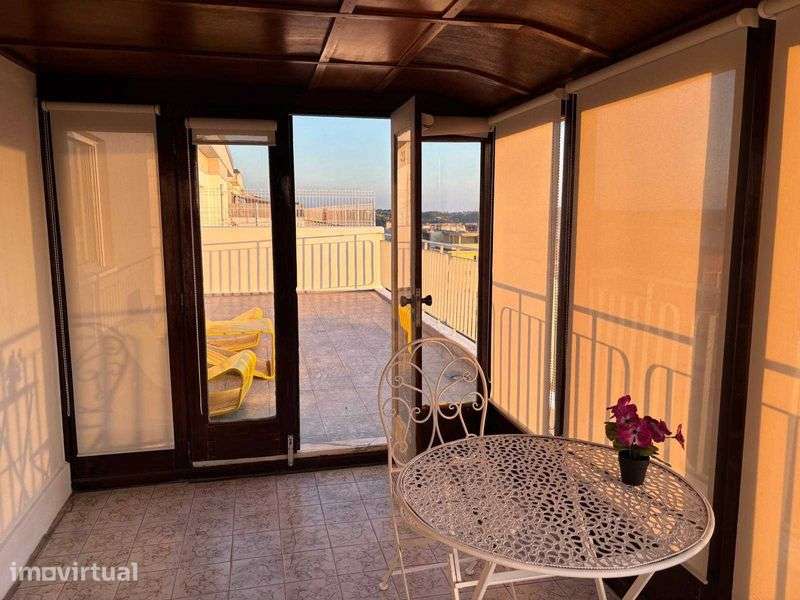 Penthouse Restelo/Belém Vista Frontal de Mar - Grande imagem: 3/12