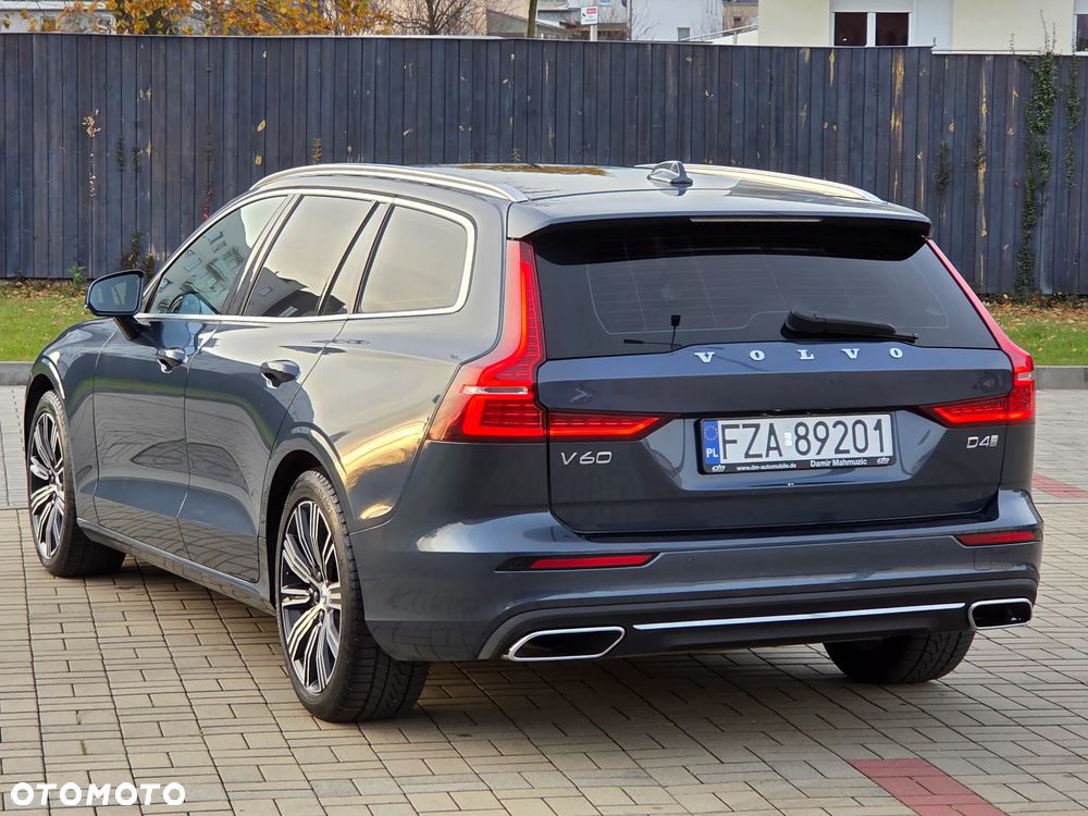 Volvo V60 D4 AWD Inscription - 3