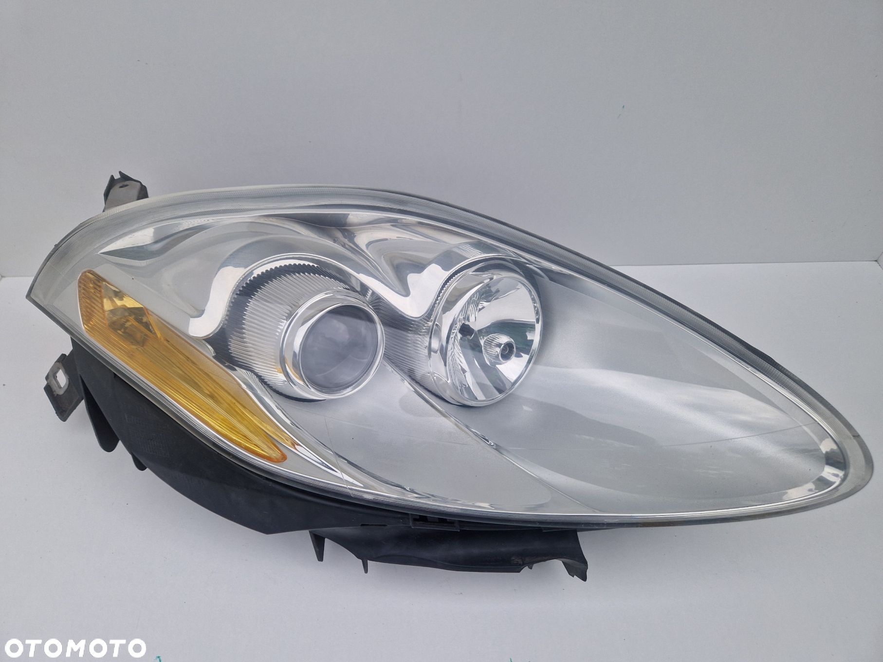 FIAT BRAVO LAMPA PRZÓD PRZEDNIA PRAWA  EUROPA - 1