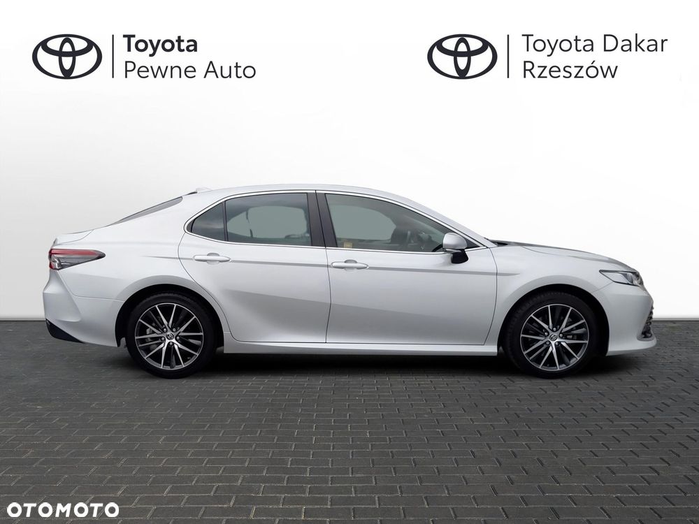 Toyota Camry 2.5 Hybrid Prestige CVT - 6