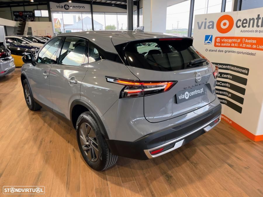 Nissan Qashqai 1.3 DIG-T Engage - 4