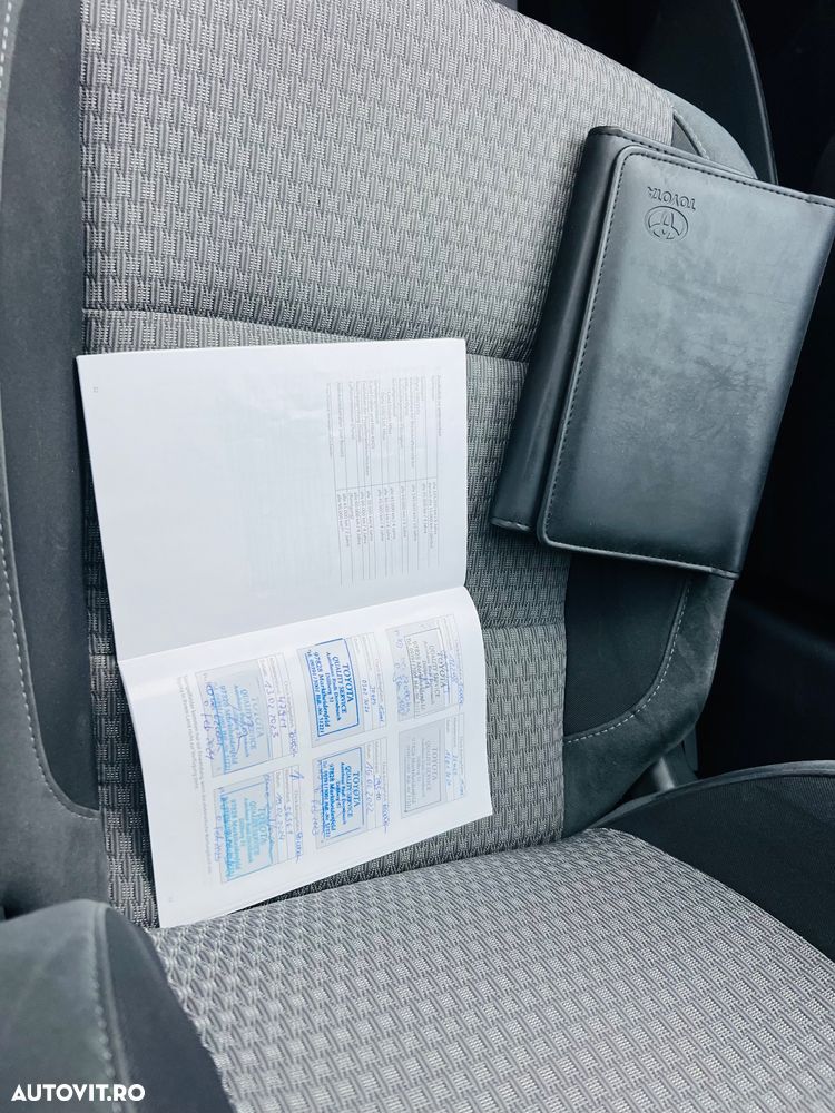 Toyota Auris 1.8 L VVT-i Sol+ - 30