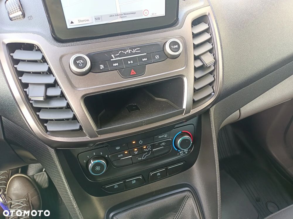 Ford CONNECT LONG 5-cio osobowy - 28