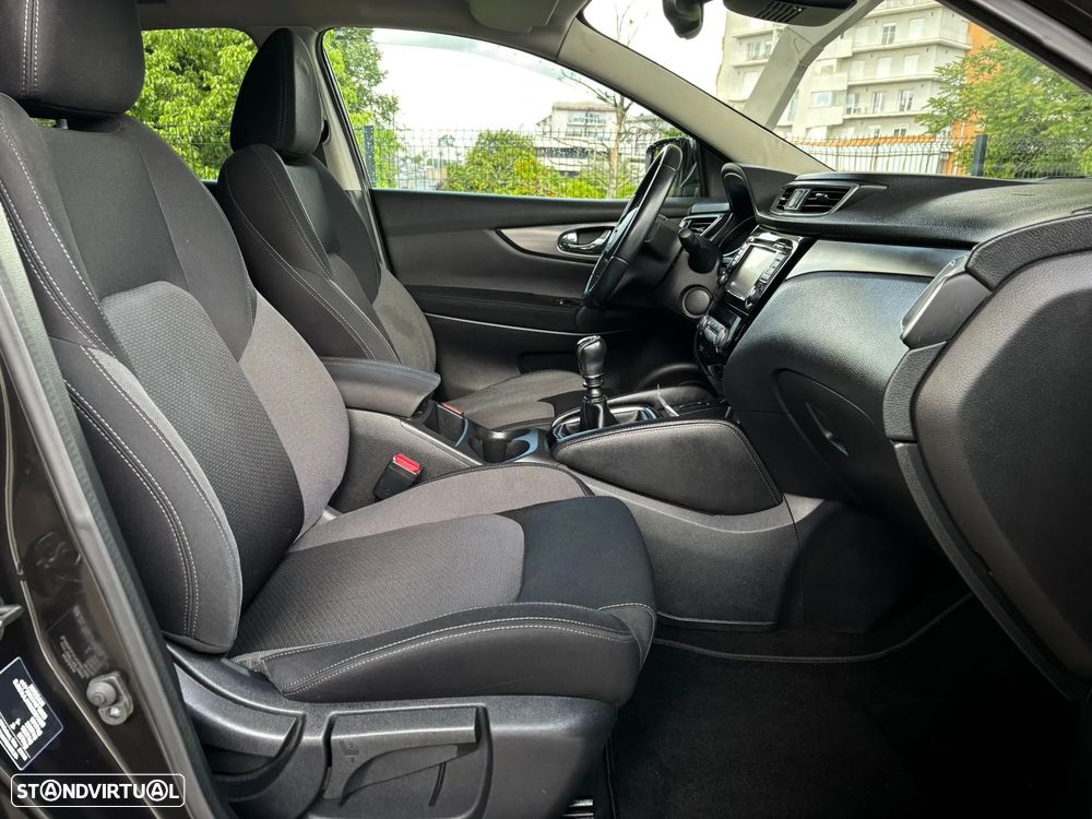 Nissan Qashqai 1.5 dCi Tekna Premium - 8