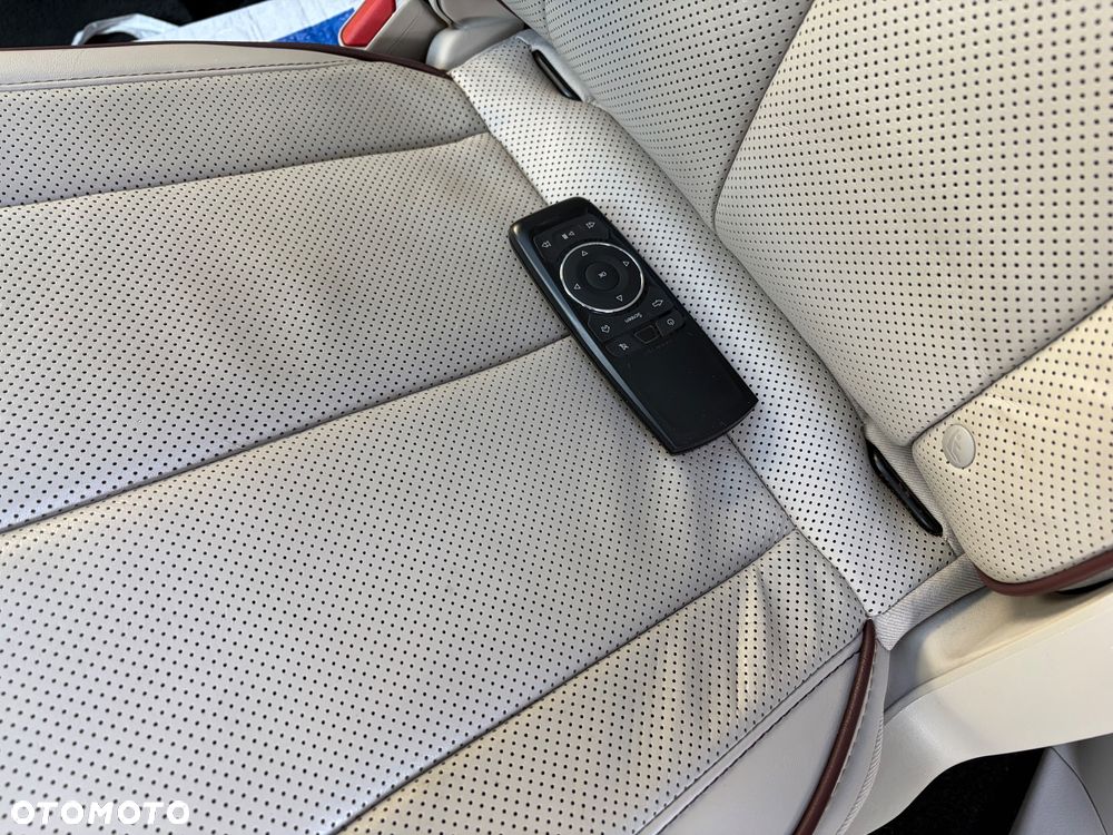 Chrysler Pacifica - 24