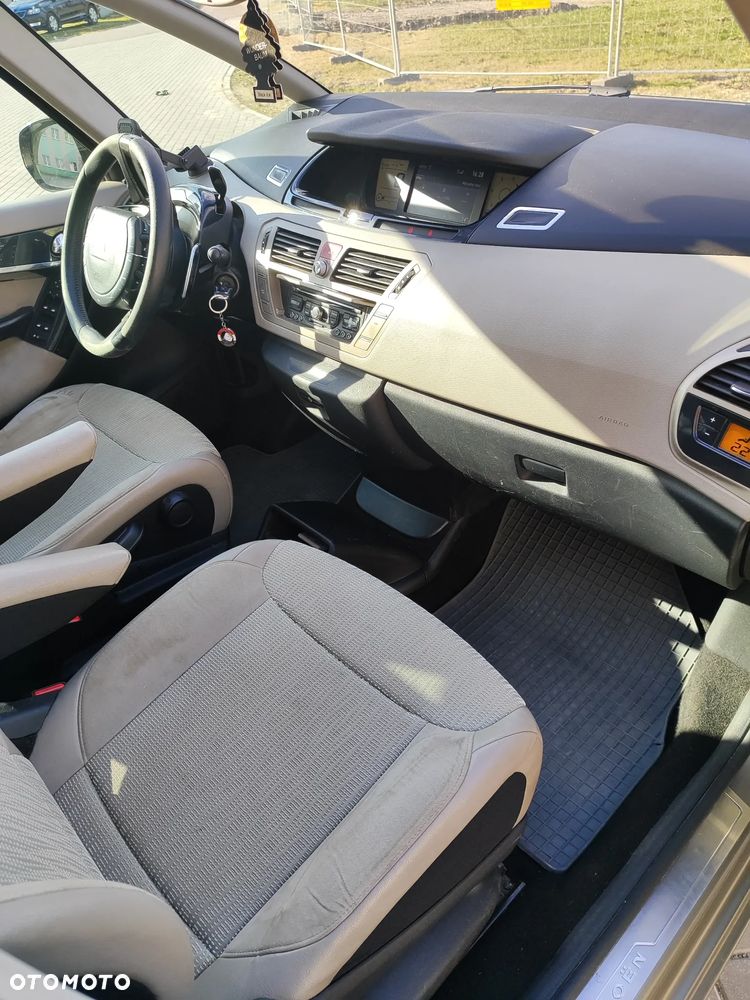 Citroën C4 Grand Picasso 2.0 HDi Exclusive MCP - 21