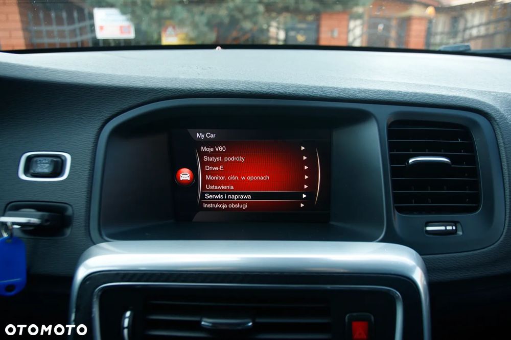 Volvo V60 D3 Summum - 23