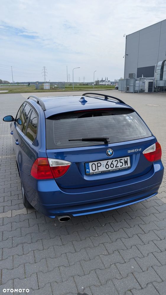 BMW Seria 3 320d DPF - 14