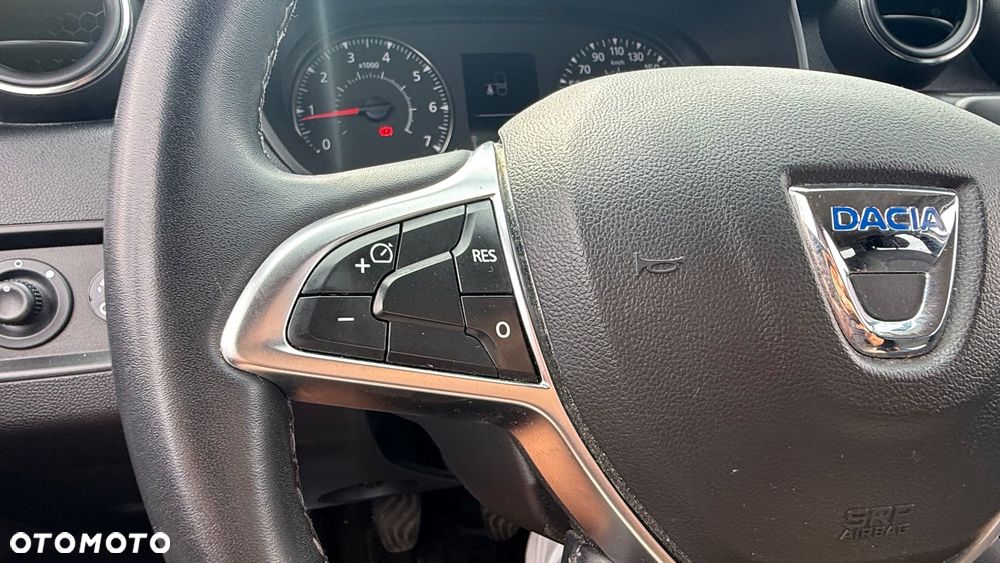 Dacia Duster 1.6 SCe Prestige - 25
