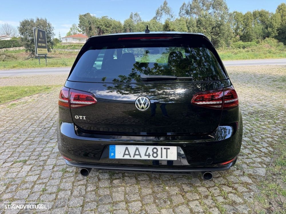 VW Golf 2.0 TSi GTi DSG - 8