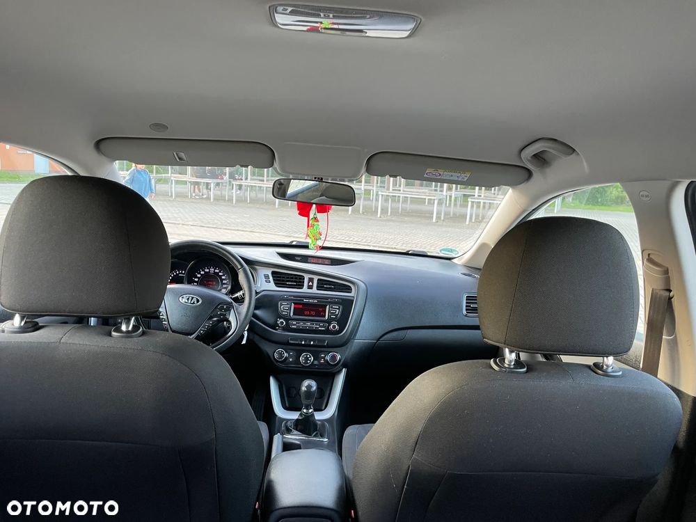 Kia Ceed 1.4 CVVT Attract - 18