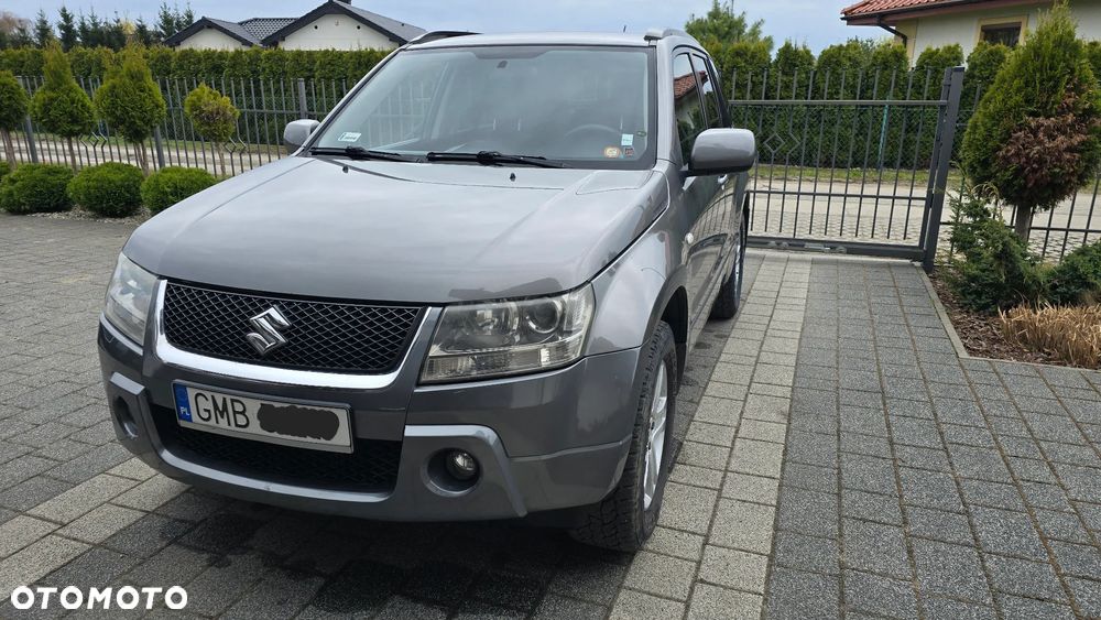 Suzuki Grand Vitara 2.0 - 1