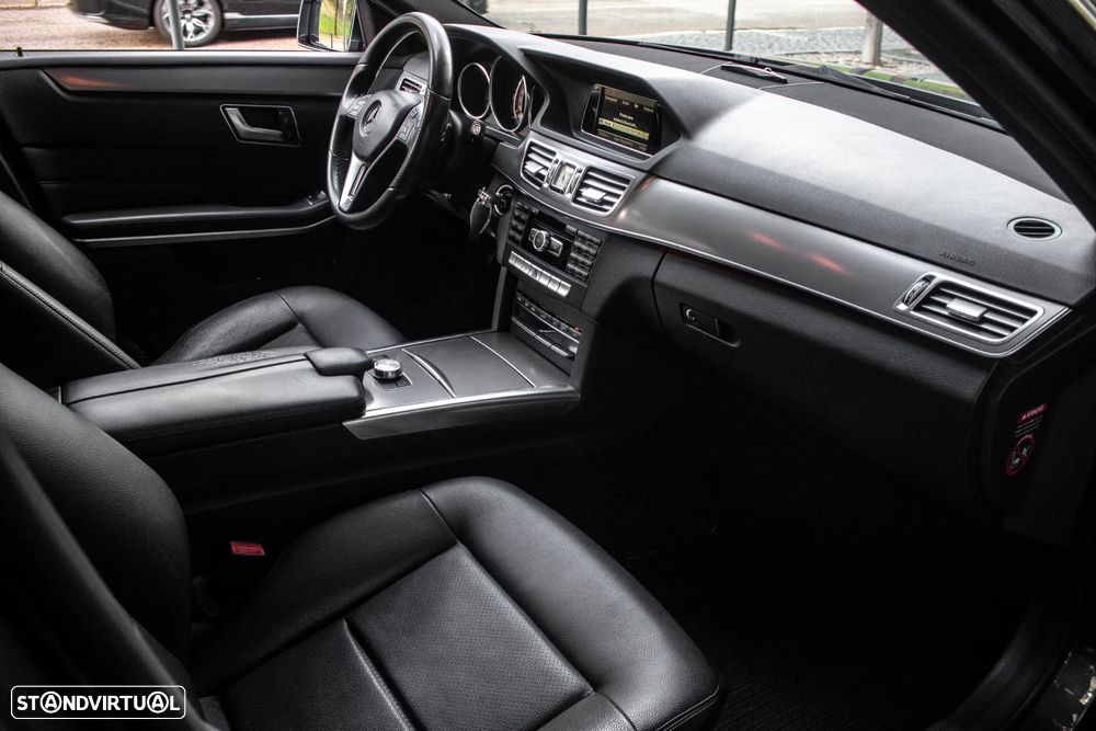 Mercedes-Benz E 300 Bluetec Hybrid Avantgarde - 24