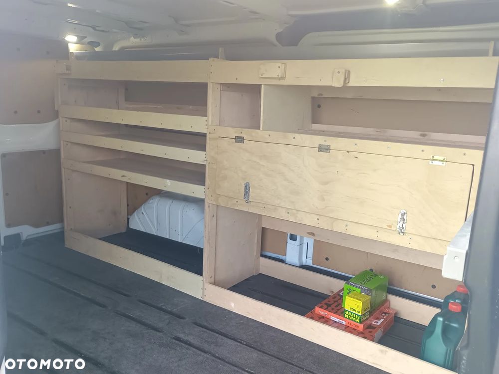 Ford Transit Custom - 16