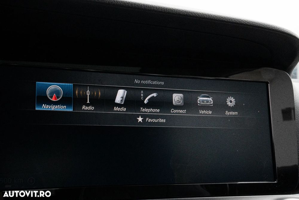 Mercedes-Benz E 220 d - 11