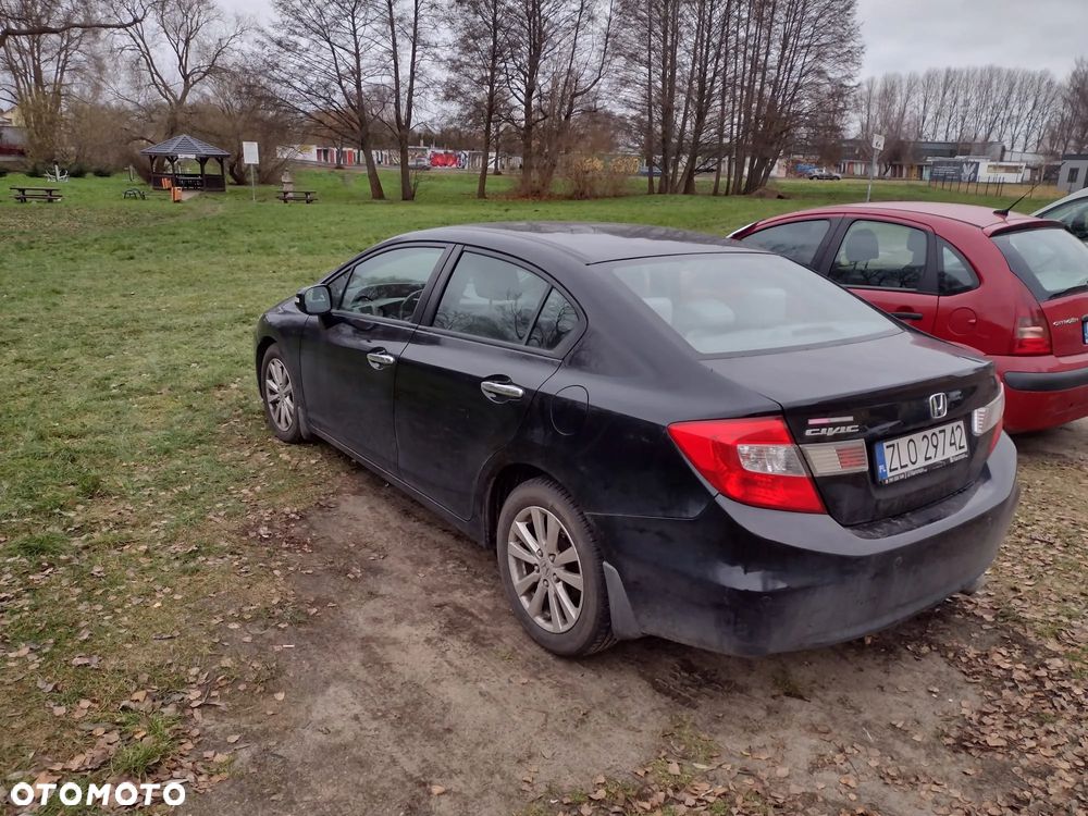 Honda Civic 1.8 Comfort - 3