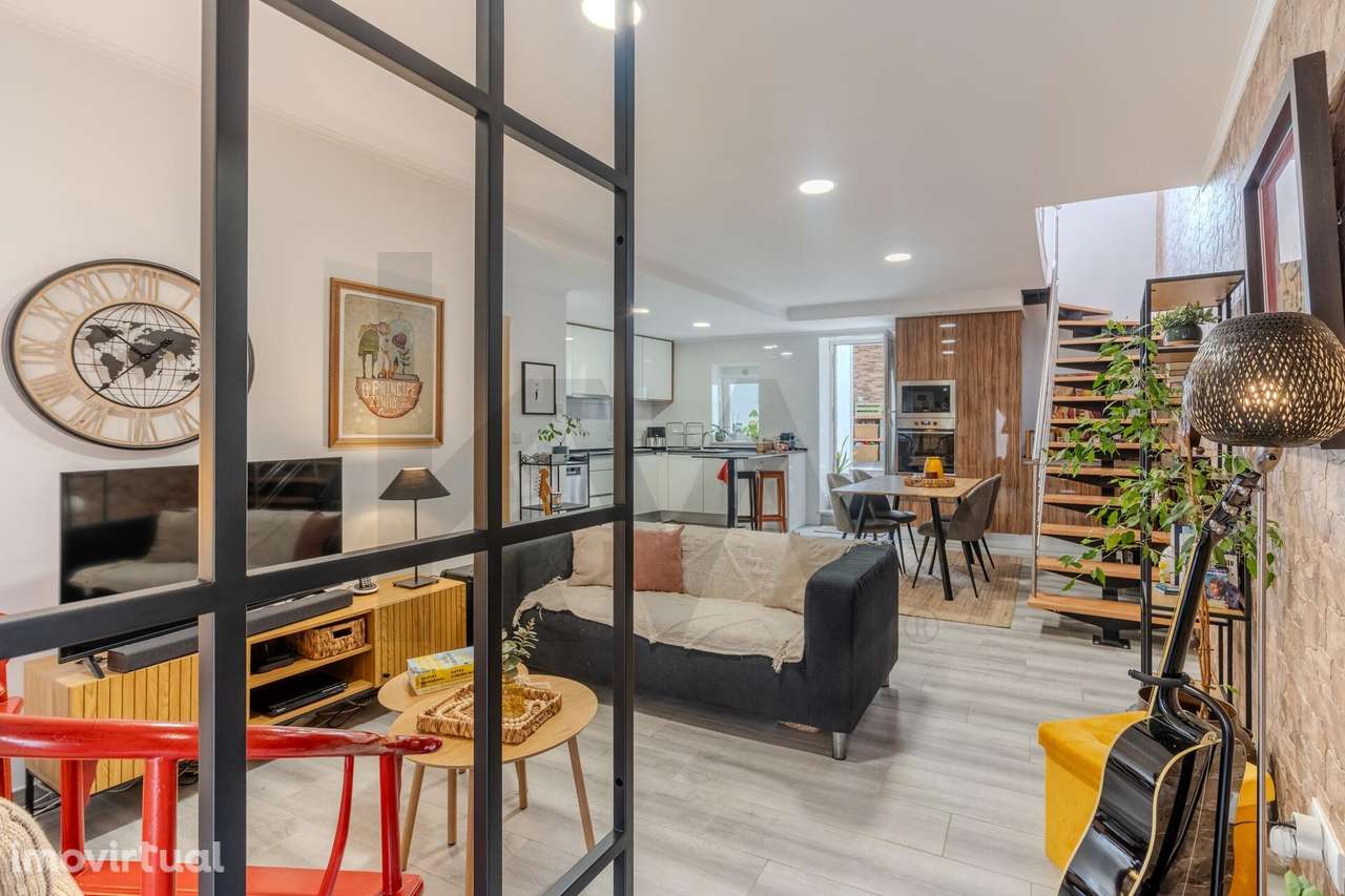 Moradia T4 Única em Alhandra. Moderna e com Espaços de Lazer Ideais pa - Grande imagem: 2/39