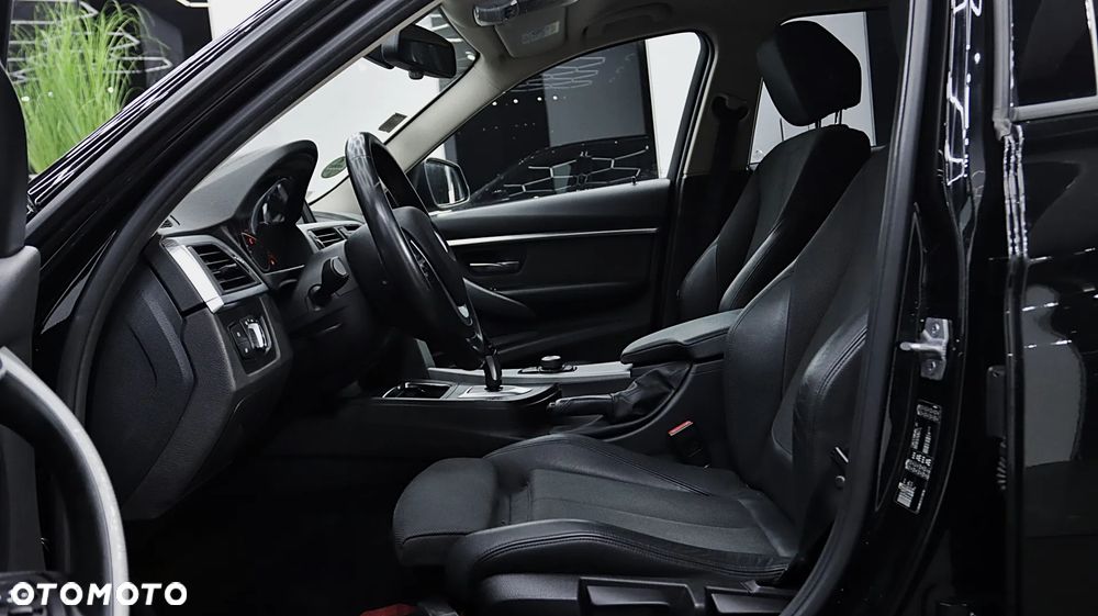 BMW Seria 3 318i GPF Sport Line - 20