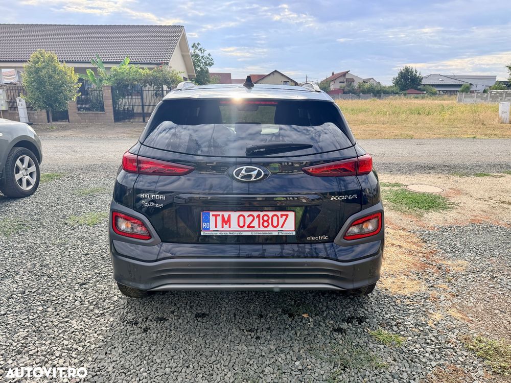 Hyundai KONA Premium - 27