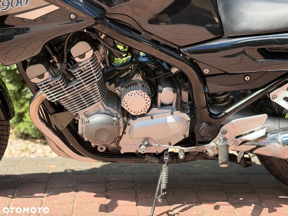 Yamaha XJ - 16