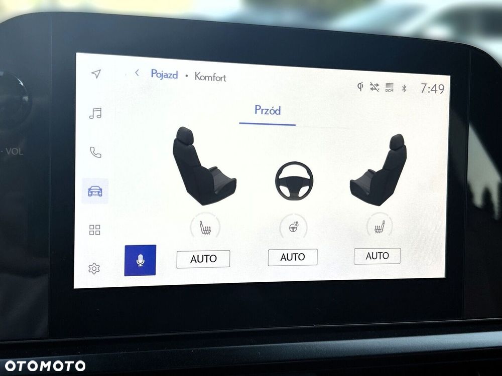 Lexus UX - 18