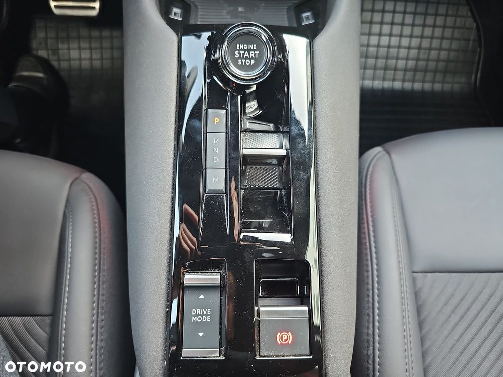 Alfa Romeo Junior 1.2 mHEV Ibrida Speciale eDCT - 28