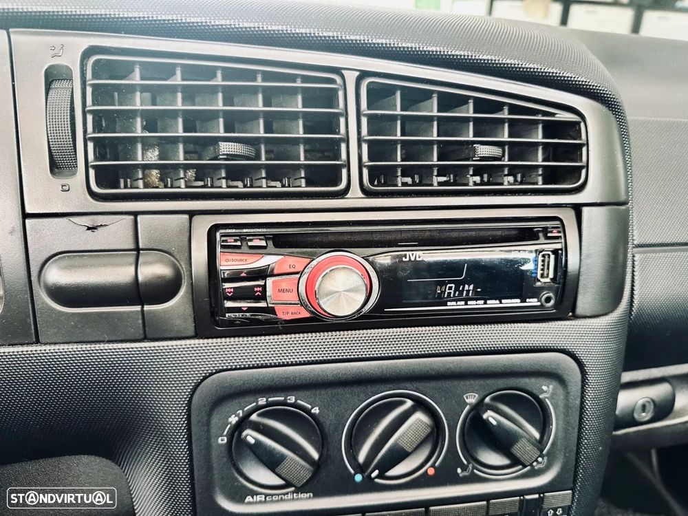 VW Golf Cabriolet - 22