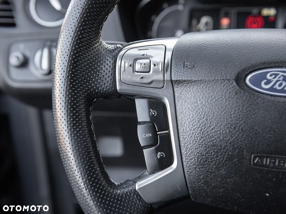 Ford S-Max - 20
