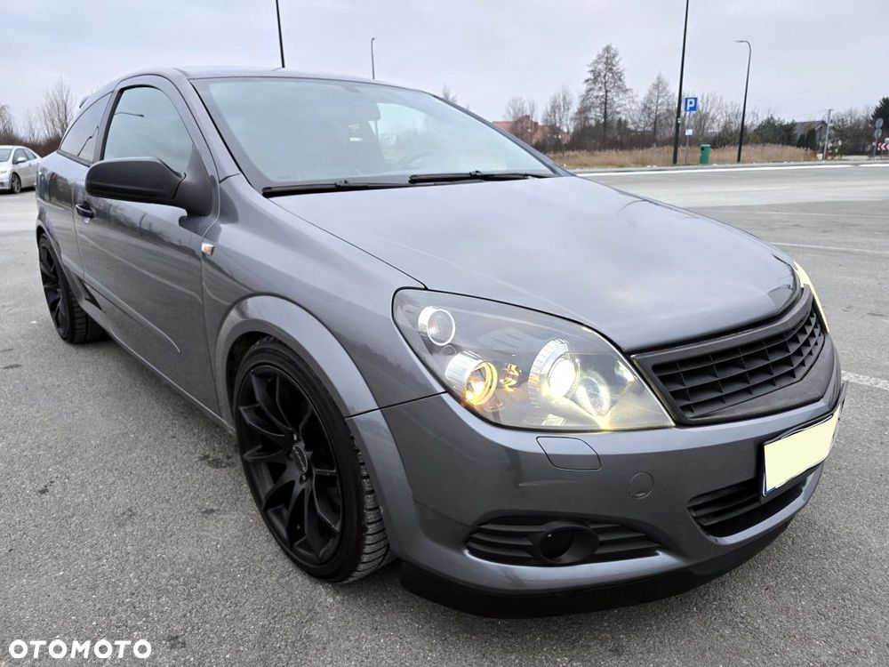 Opel Astra 2.0 Turbo Sport - 2