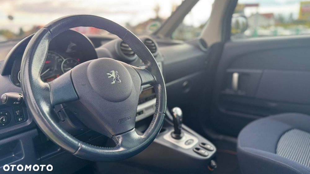 Peugeot 1007 1.6 Trendy 2-Tronic - 11