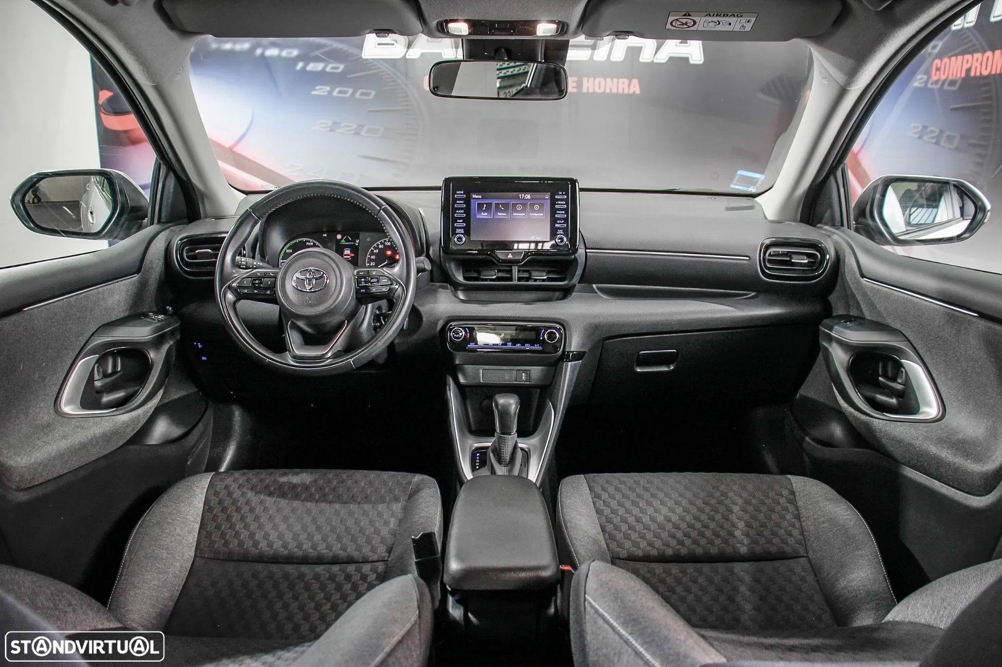Toyota Yaris 1.5 HDF Comfort Plus - 3