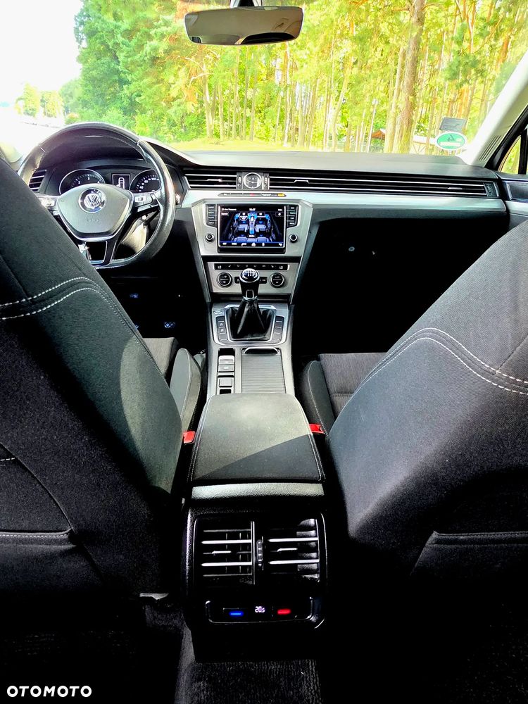 Volkswagen Passat 2.0 TDI BMT Comfortline - 6