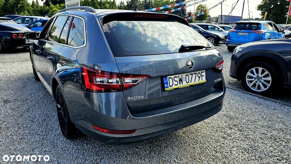Skoda Superb - 16