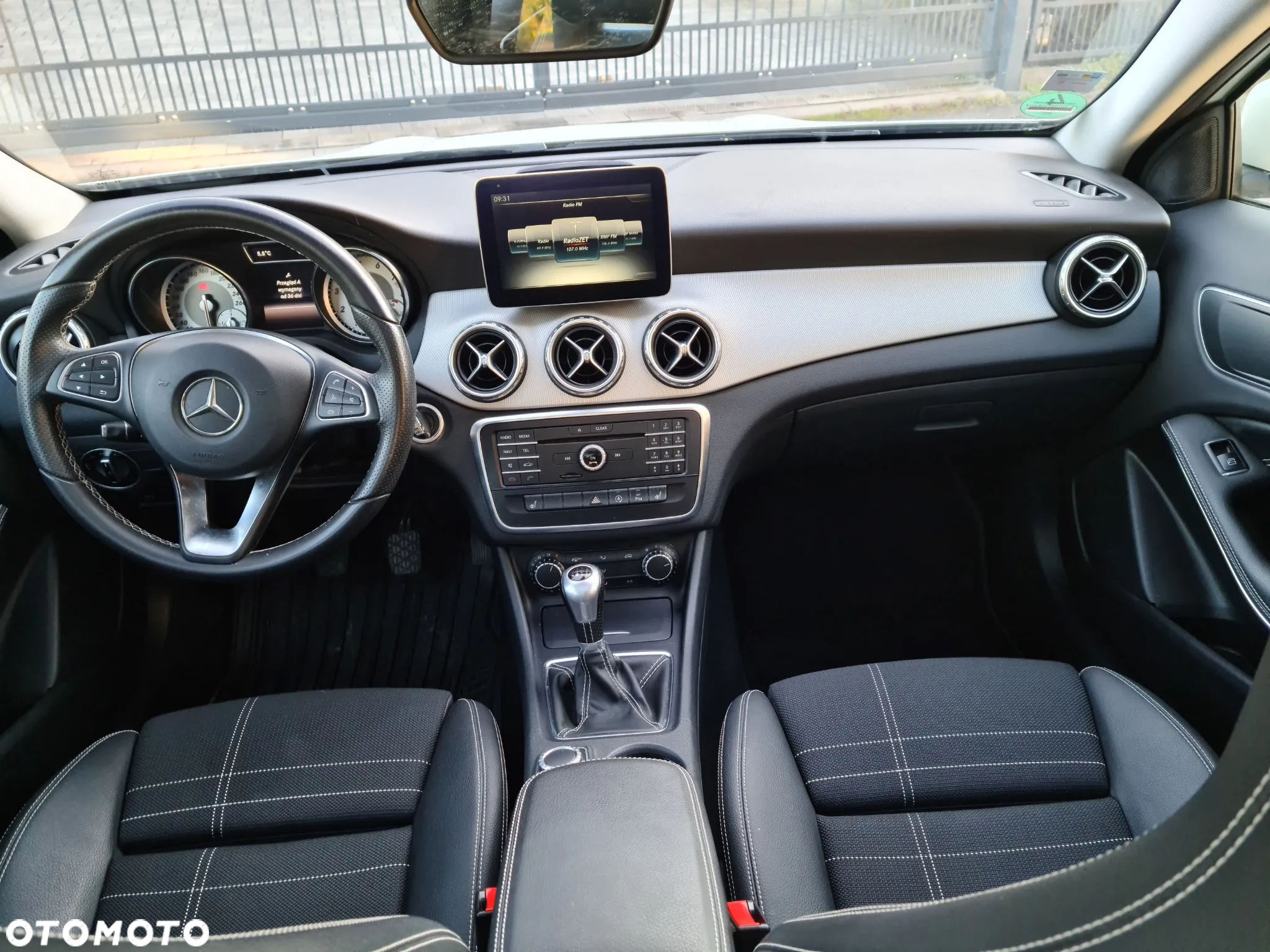 Mercedes-Benz GLA - 23