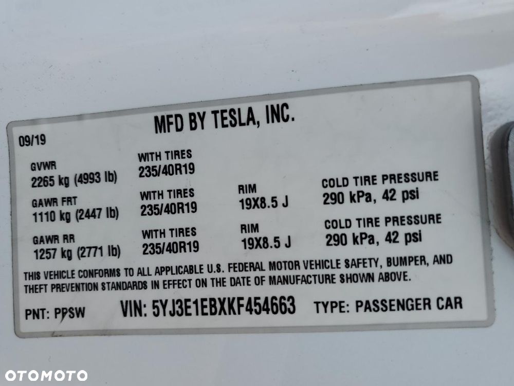 Tesla Model 3 - 15