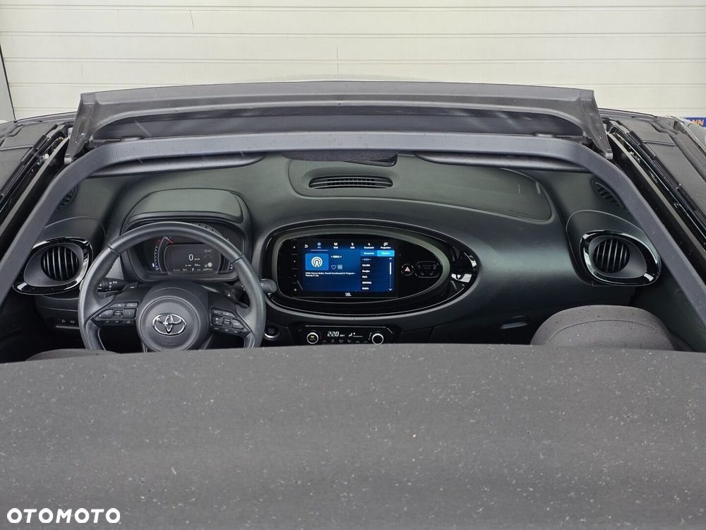 Toyota Aygo X - 25